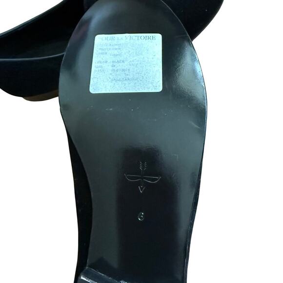 Pour la Victoire Black Velvet Velour Belted Oxford Loafers Flats Size 6 NWT - Picture 4 of 10